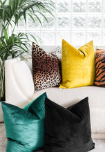 Load image into Gallery viewer, Leopard Velvet Pillow
