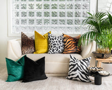 Load image into Gallery viewer, White & Gray Leopard Velvet Pillow