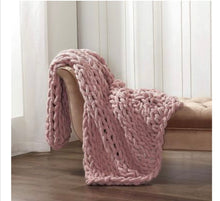 Load image into Gallery viewer, Blush Chenille Chunky Knit Throw
